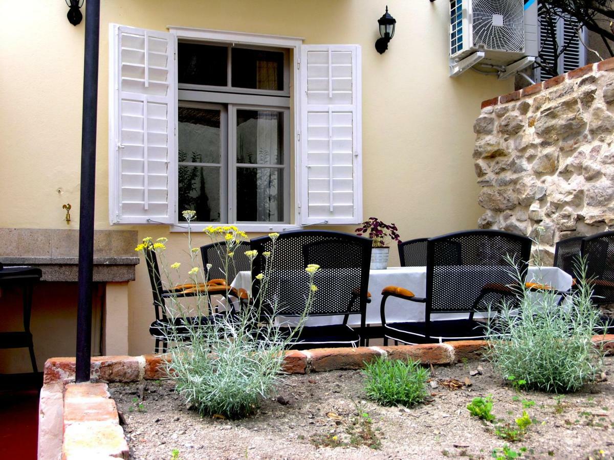 Holiday Home Lija Center Rab Town Exterior foto